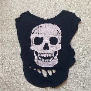 Skull graphic tee